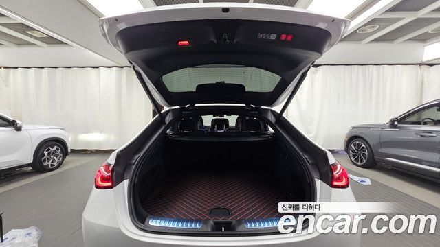 Mercedes-Benz GLC-Class 2026 — photo 26