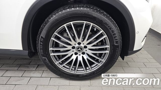 Mercedes-Benz GLC-Class 2026 — photo 7
