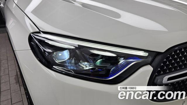 Mercedes-Benz GLC-Class 2026 — photo 8
