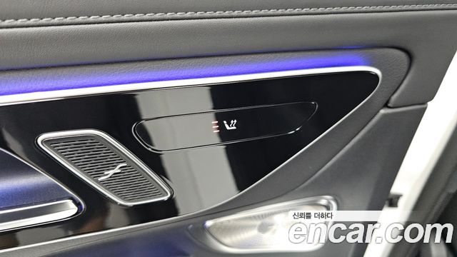 Mercedes-Benz GLC-Class 2026 — photo 30