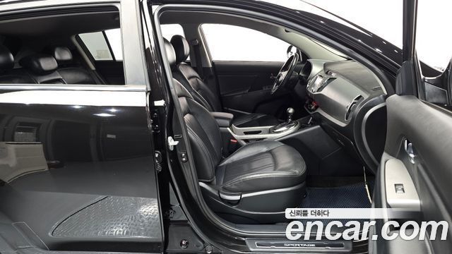 Kia Sportage 2015 — photo 16