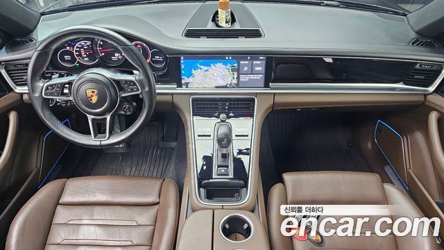Porsche Panamera 2020 — photo 10