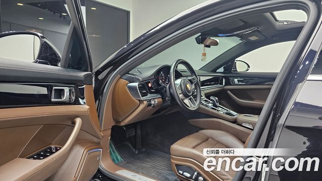 Porsche Panamera 2020 — photo 13