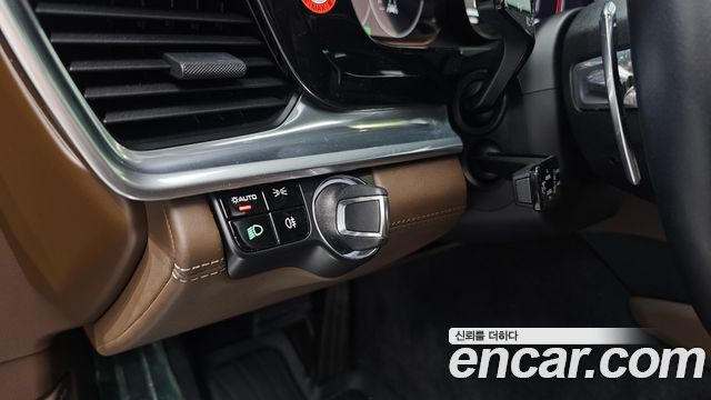 Porsche Panamera 2020 — photo 26
