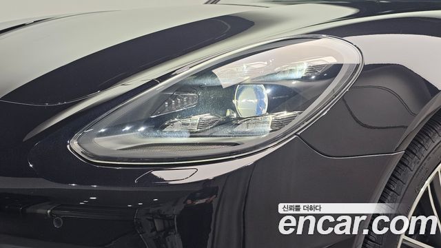 Porsche Panamera 2020 — photo 8