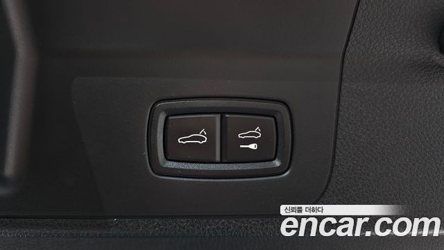 Porsche Panamera 2020 — photo 32