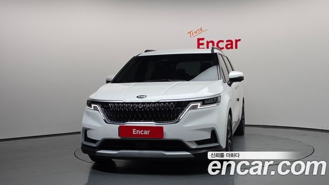 Kia Canival 2021 — photo 3