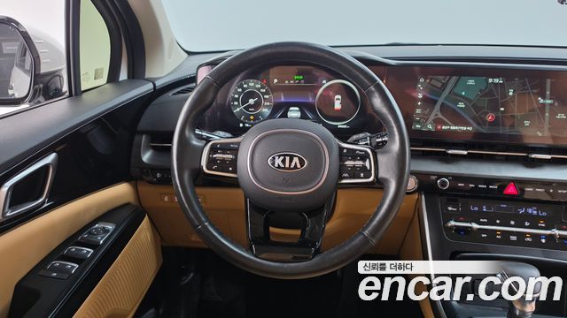 Kia Canival 2021 — photo 19