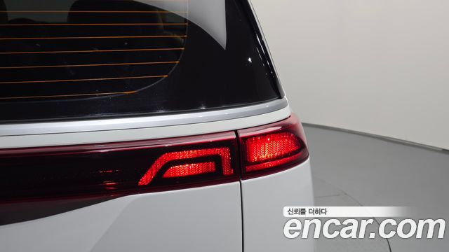 Kia Canival 2021 — photo 9
