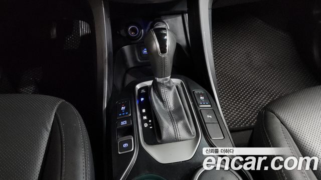 Hyundai Maxcruz 2016 — photo 9