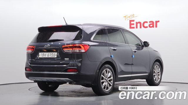 Kia Sorento 2016 — photo 2