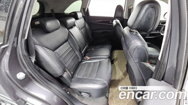 Kia Sorento 2016 — photo 17
