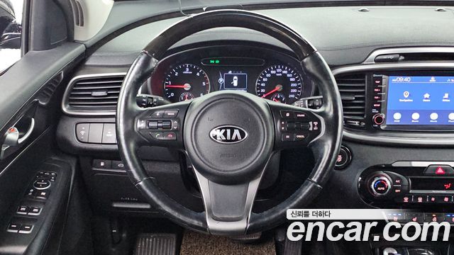 Kia Sorento 2016 — photo 19