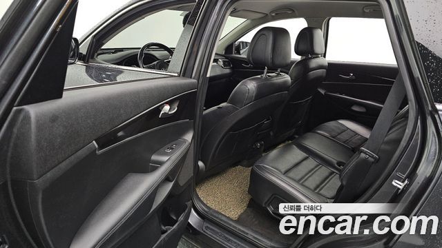 Kia Sorento 2016 — photo 16