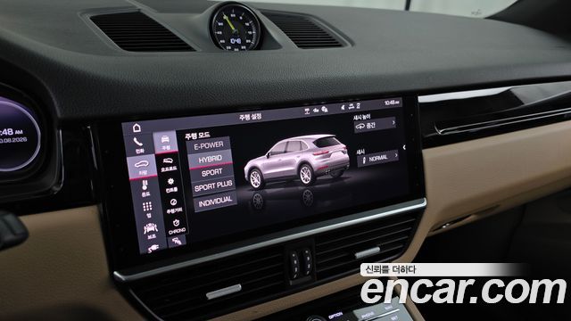 Porsche Cayenne 2021 — photo 20