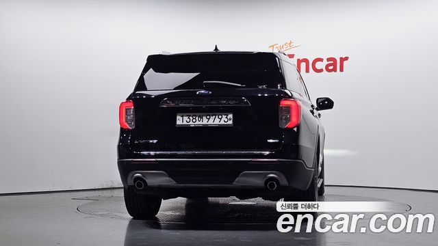 Ford Explorer 2020 — photo 4