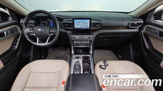 Ford Explorer 2020 — photo 10