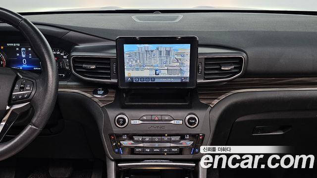 Ford Explorer 2020 — photo 19