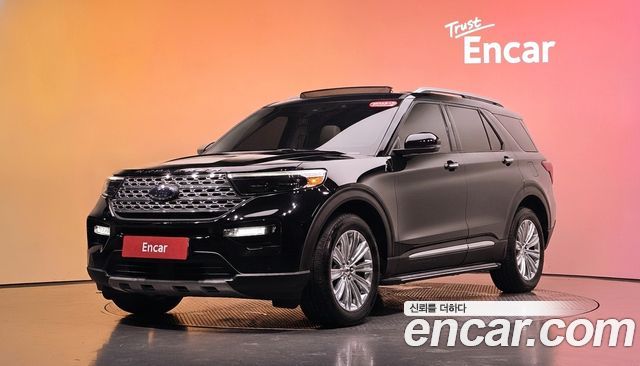 Ford Explorer 2020 — photo 1