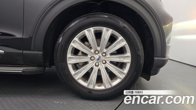 Ford Explorer 2020 — photo 7