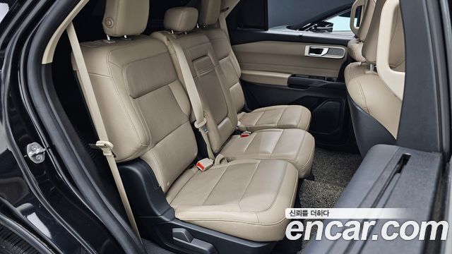 Ford Explorer 2020 — photo 29