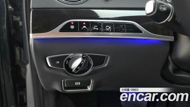 Mercedes-Benz S-Class 2015 — photo 16