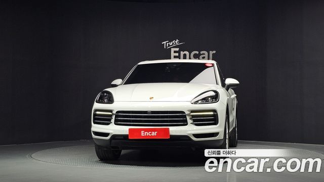 Porsche Cayenne 2020 — photo 3