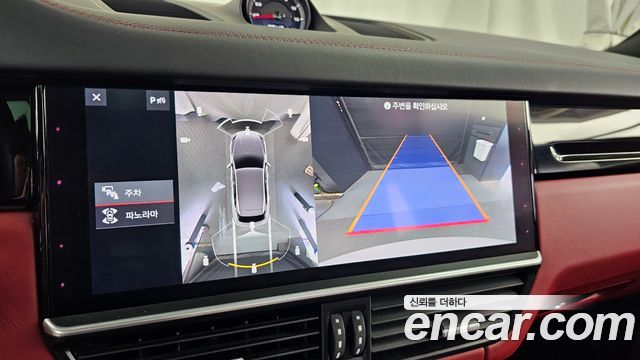 Porsche Cayenne 2020 — photo 21