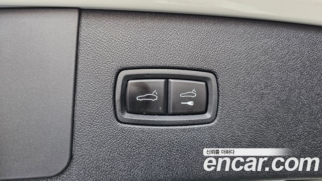 Porsche Cayenne 2020 — photo 24