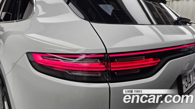 Porsche Cayenne 2020 — photo 9