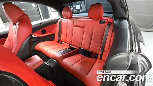BMW 4-Series 2017 — photo 11