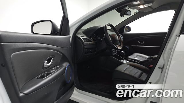 Renault Korea SM3 2019 — photo 13