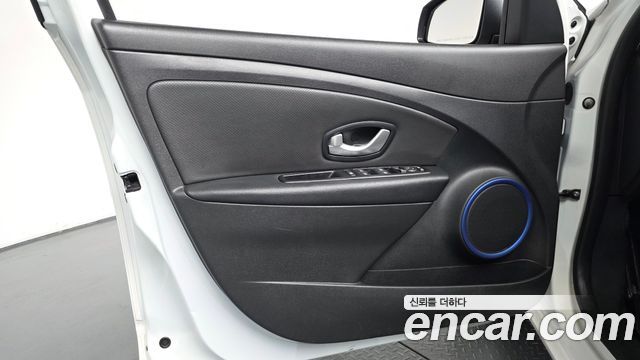 Renault Korea SM3 2019 — photo 14