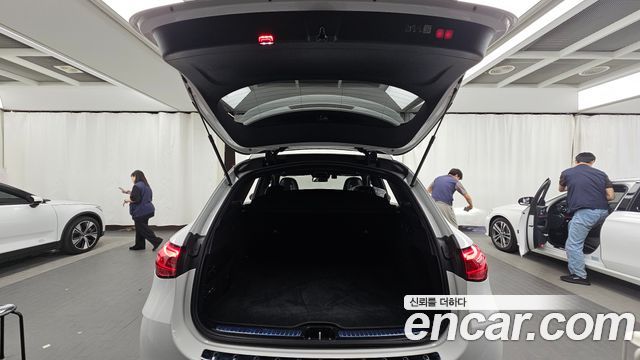 Mercedes-Benz GLC-Class 2024 — photo 26