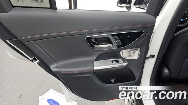 Mercedes-Benz GLC-Class 2024 — photo 15