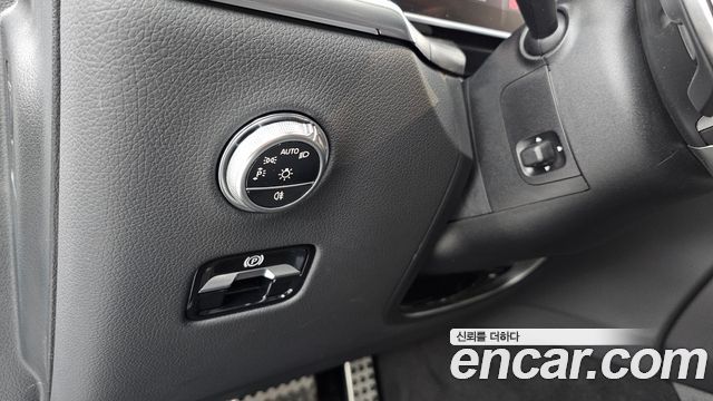Mercedes-Benz GLC-Class 2024 — photo 29