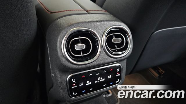 Mercedes-Benz GLC-Class 2024 — photo 31