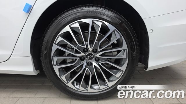 Audi A6 2025 — photo 7