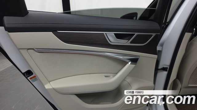 Audi A6 2025 — photo 15
