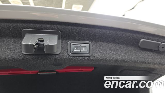 Audi A6 2025 — photo 34
