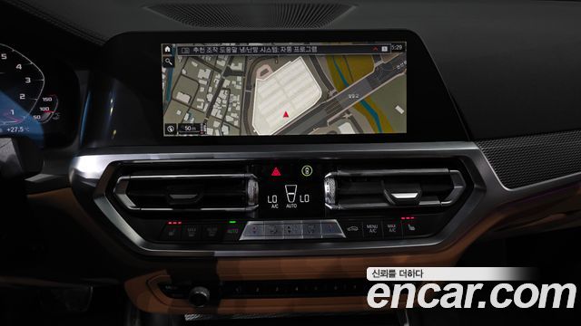 BMW 3-Series 2021 — photo 18