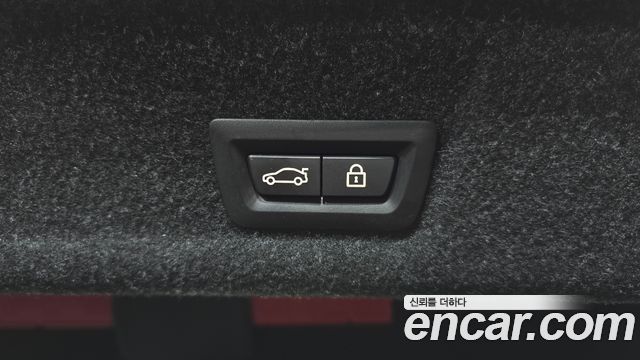 BMW 3-Series 2021 — photo 24