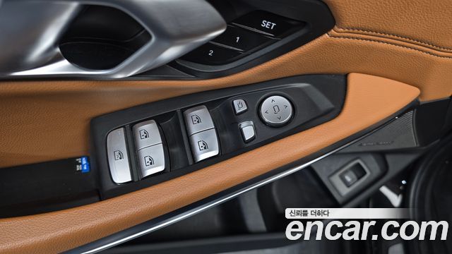 BMW 3-Series 2021 — photo 28