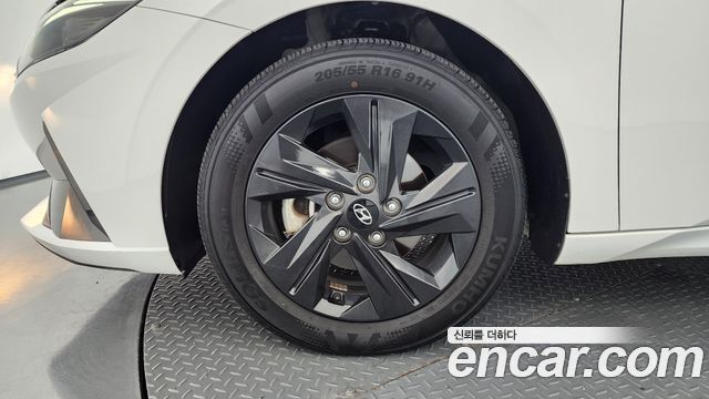 Hyundai AVANTE 2023 — photo 5