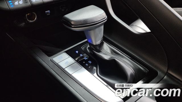 Hyundai AVANTE 2023 — photo 12