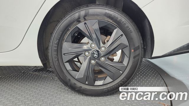 Hyundai AVANTE 2023 — photo 7