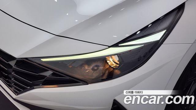 Hyundai AVANTE 2023 — photo 8