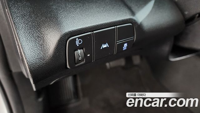 Hyundai AVANTE 2023 — photo 27