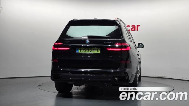 BMW X7 2025 — photo 4