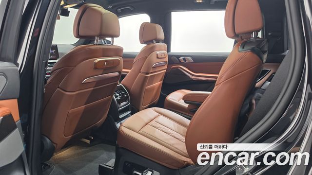 BMW X7 2025 — photo 25